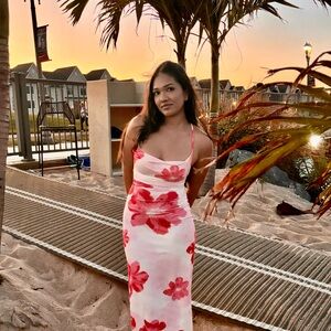 Meet your Posher, Eva